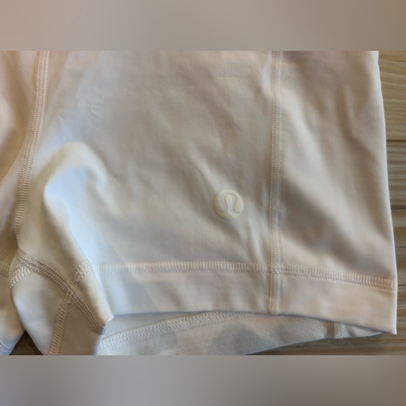 Women’s Lululemon Size 8 High Rise White Pleated Tennis Skirt - Picture 4 of 4